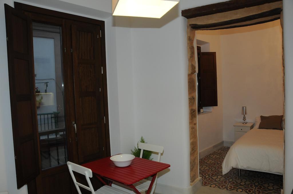 Santa Maria 12 Boutique *